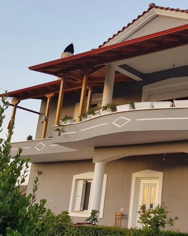 Rent Rooms Sakolli Berat Ngoại thất bức ảnh