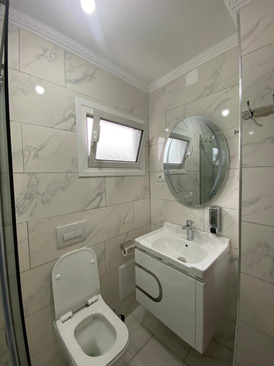 Rent Rooms Sakolli Berat Ngoại thất bức ảnh